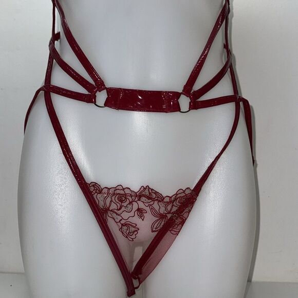 ✨Victoria’s Secret Burgundy Strappy Lace Teddy • One-Piece Lingerie Size XXL NWT - Picture 4 of 7